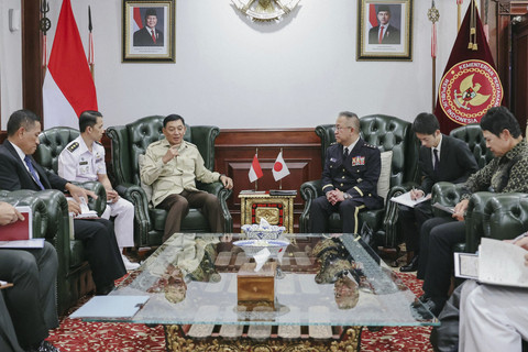 Kepala Staf Pasukan Beladiri Jepang, Jenderal Yoshida Yoshihide, saat berkunjung ke Kantor Kementerian Pertahanan. Foto: Dok. Humas Kementerian Pertahanan
