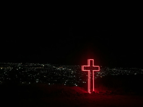 Ilustrasi Kapan Pemakaman Paus Fransiskus , Sumber Unsplash Diana Vergas