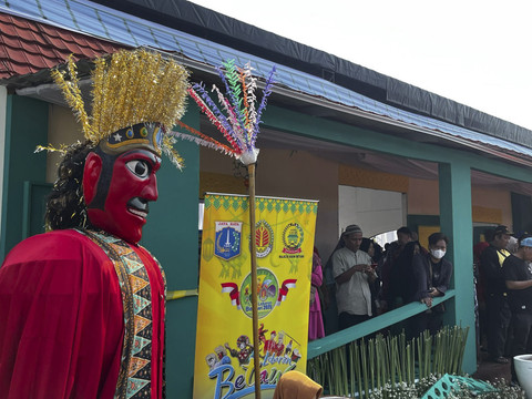 Suasana Lebaran Betawi di Monas, Jakarta Pusat, Minggu (27/4/2025). Foto: Rayyan Farhansyah/kumparan