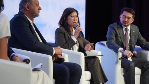 Menteri Komunikasi dan Digital (Menkomdigi) Meutya Hafid saat menjadi pembicara di Machines Can See 2025 di Dubai. Foto: Komdigi