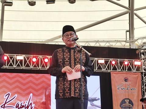 Gubernur DKI Jakarta Pramono Anung menghadiri halal Bihalal DPD PDIP DKI Jakarta, di Jakarta International Velodrome, Jakarta Timur, Minggu (27/4/2025). Foto: Alya Zahra/kumparan 