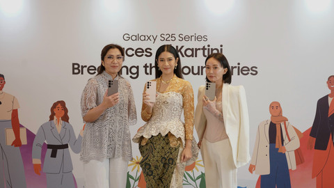 Dian Sastrowardoyo Mengaku Selalu Andalkan Teknologi untuk Jalani Multiperan. Foto: dok. Samsung Indonesia