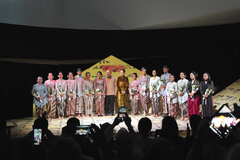 Pementasan Terbitlah Terang. Foto: Titimangsa