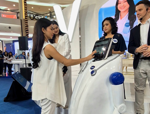 Konsultasi dengan RoboDerm AI di Gluta-Hya Beauty Clinic. Foto: kumparan/Hutri Dirga