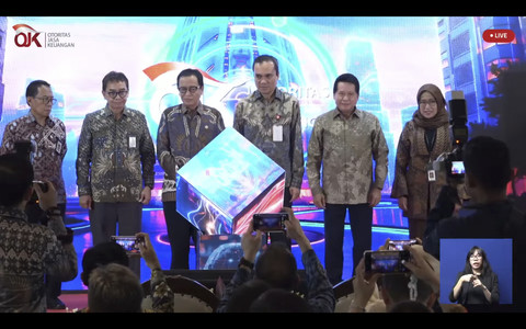 OJK meluncurkan Pedoman Tata Kelola Kecerdasan Artifisial Perbankan Indonesia, Selasa (29/4/2025).   Foto: Dok. Istimewa