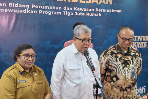 Wakil Menteri Perumahan dan Kawasan Permukiman (PKP) Fahri Hamzah ditemui di Kantor Kemendagri, Jakarta Pusat pada Selasa (29/4/2025). Foto: Argya Maheswara/kumparan