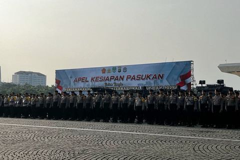Apel Kesiapan Pasukan Mayday 2025 di Silang Monas, Jakarta Pusat, Selasa (29/4/2025). Foto: Rayyan Farhansyah/kumparan