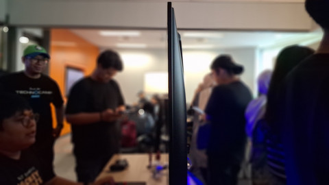 Xiaomi TV A Pro 2026. Foto: Habib Allbi Ferdian/kumparan