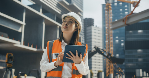 Ilustrasi pekerja perempuan. Foto: Shutterstock