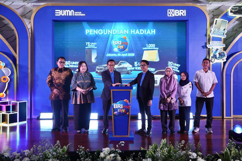 BRI saat mengundi pemenang BRImo FSTVL 2024 di Kantor Pusat BRI, Jl. Jenderal Sudirman, Jakarta, Rabu (30/4). Foto: Dok. BRI