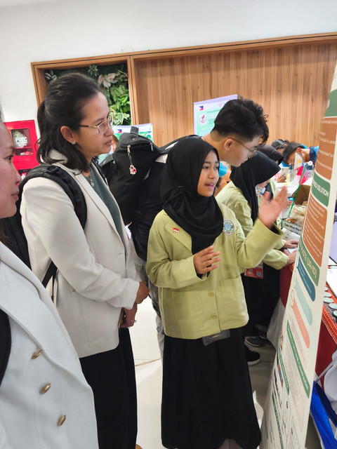 3 Siswi SDIT Nurul Fikri Depok raih penghargaan internasional ICIA berkat inovasi pangan berkelanjutan. Foto: Dok. Pribadi