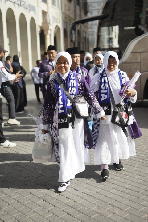 Jemaah haji kloter I tiba di Madinah.  Foto: Dok. Media Center Haji