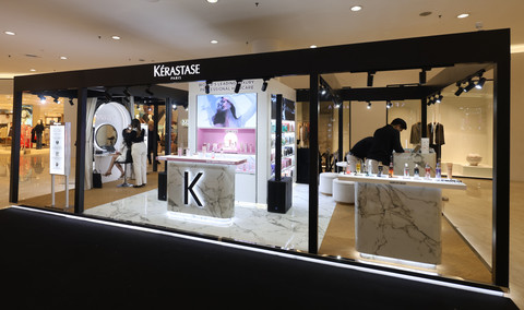 Peresmian Kérastase Kiosk Pertama di Indonesia. Foto: Kérastase 