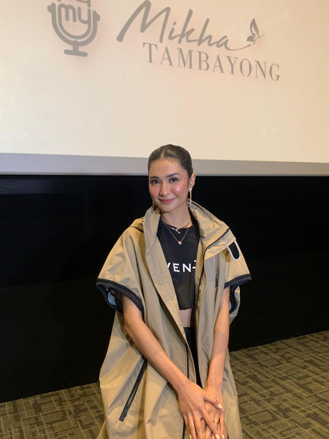 Penyanyi dan aktris Mikha Tambayong merilis lagu baru It's My Time yang diedarkan pada Jumat (2/5) Foto: Vincentius Mario/kumparan