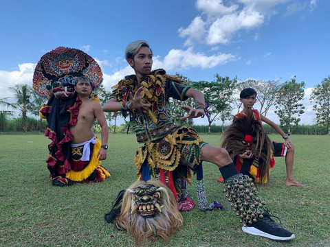 Garuda Wisnu Satria Muda (GWSM) saat menampilkan jatilan. Foto: Dok. GWSM