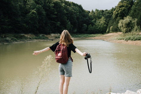 Taman Wisata Wana Griya. Foto hanya ilustrasi, bukan yang sebenarnya. Sumber: Pexels/Ahmed 