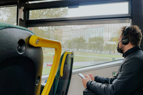 ilustrasi rute trans metro pasundan 2025. sumber: unsplash/zalfa imani
