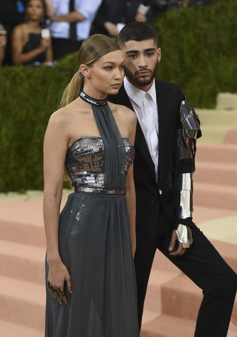  Zayn Malik di Met Gala 2016. Foto: Timothy A. Clary/AFP