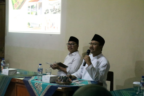 Menteri Sosial Saifullah Yusuf mengunjungi SMA Taman Siswa di Yogyakarta pada Sabtu (3/5). Foto: Dok Kemensos