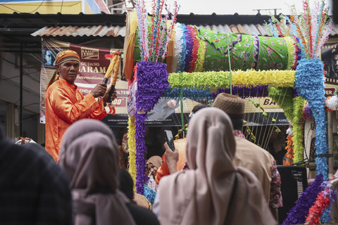 Gelaran Acara: Peserta mengikuti Festival Adu Bedug dan Dondang di di Stadion Mini Natrom Nursyamsu, Mustika Jaya. Foto: Iqbal Firdaus/kumparan