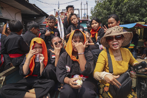 Gelaran Acara: Peserta mengikuti Festival Adu Bedug dan Dondang di di Stadion Mini Natrom Nursyamsu, Mustika Jaya. Foto: Iqbal Firdaus/kumparan