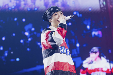 J-Hope BTS menggelar konser solo 'Hope on The The Stage in Jakarta' selama dua hari, Sabtu dan Minggu (3-4 Mei) di Indonesia Arena, GBK. Foto: Dok. BIGHIT MUSIC