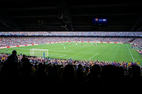 Ilustrasi jadwal Inter vs Barcelona leg 2 Liga Champions 2025. Foto: Unsplash/Fikri Rasyid