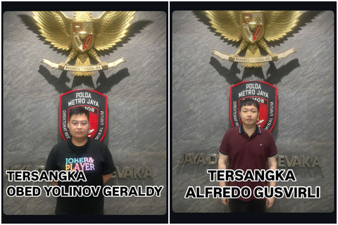 Dua pengelola situs judi online TAHU69 usai ditangkap polisi. Foto: Dok. Istimewa