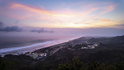 Suasana di Pantai Parangtritis. Foto: Shutterstock