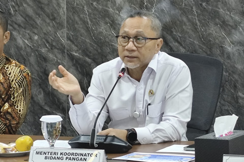 Menko Bidang Pangan Zulkifli Hasan (Zulhas) di kantornya, Jakarta, Jumat (9/5/2025). Foto: Widya Islamiati/kumparan
