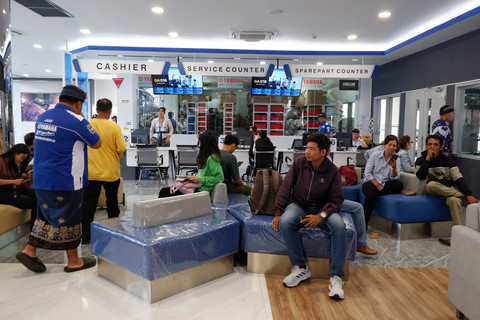 PT Yamaha Indonesia Motor Manufacturing (YIMM) meresmikan Flagship Shop di Denpasar, Bali, Jumat (9/5/2025). Foto: Sena Pratama/kumparan