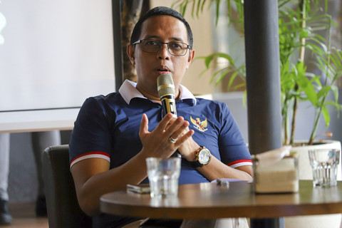 Kepala Komunikasi Kepresidenan Hasan Nasbi berbicara dalam forum diskusi di kawasan Menteng, Jakarta, Sabtu (10/5/2025). Foto: Iqbal Firdaus/kumparan