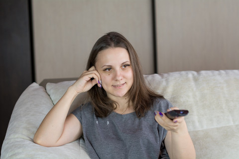 Ilustrasi  Cara Streaming Bola di TV Android, sumber gambar unsplash/Bermix Studio