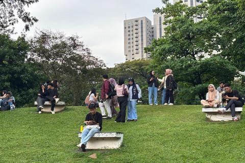 Suasana Hutan Kota GBK, Jakarta Pusat pada Minggu (11/5/2025). Foto: Abid Raihan/kumparan