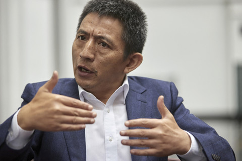 Wakil Menteri Perdagangan Cina, Li Chenggang. Foto: Denis Balibouse/Reuters