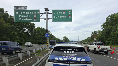 Arus Lalu Lintas KM 46 di Tol Jagorawi, Senin (12/5/2025). Foto: Rayyan Farhansyah/kumparan