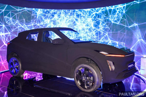 Perodua tampilkan prototipe mobil listrik di Malaysian Auto Show (MAS) 2025. Foto: dok. Paultan