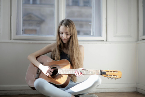 Ilustrasi chord lantas juicy luicy - Sumber: pexels.com/@olly