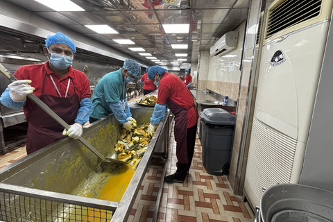 Suasana di dapur Raghaeb, Makkah. Foto: Moh Fajri/kumparan