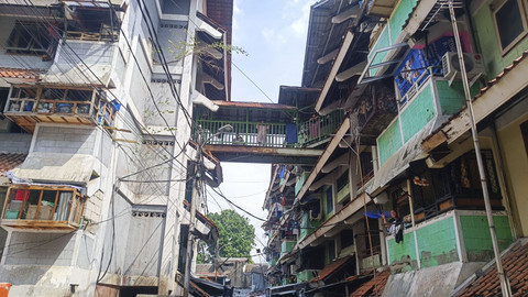 Potret kehidupan penghuni Rumah ... </div>
<div class=