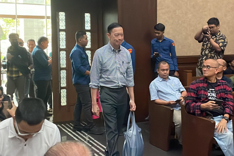 Menteri Perdagangan RI 2015-2016 Thomas Trikasih Lembong menghadiri sidang lanjutan kasus dugaan importasi gula yang menjeratnya sebagai terdakwa, di Pengadilan Tipikor Jakarta, Kamis (15/5/2025). Foto: Fadhil Pramudya/kumparan