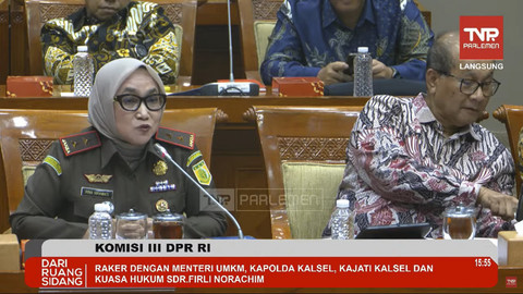 Suasana RDPU Komisi III bersama Menteri UMKM Maman Abdurrahman, Kapolda Kalsel serta Kuasa Hukum dan Keluarga Firli Norachim terkait proses hukum yang sedang dijalani oleh UMKM Toko Mama di Kompleks Parlemen Senayan, Jakarta, Kamis (15/5/2025). Foto: YouTube/ TVR Parlemen