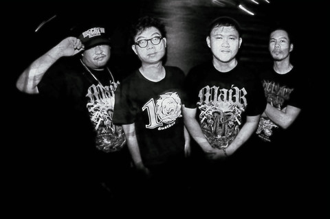 Lemondjin, band hardcore asal Kota Pontianak akan menggelar 'One By One I Face Tour 2025'. Foto: Dok. Istimewa