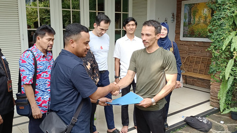 Atalarik Syach sepakat bayar uang sengketa lahan di kediamannya di Cibinong. Foto: Aprilandika Pratama/kumparan