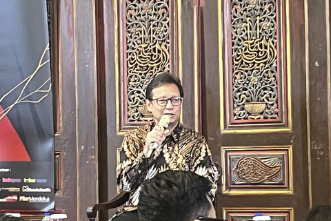 Menkes Budi Gunadi Sadikin dalam acara Double Check 'Bagaimana Visi Kesehatan Era Prabowo?' di Cemara 6 Galeri, Toetri Heraty Museum, Jakarta Pusat, Sabtu (17/5/2025). Foto: Alya Zahra/kumparan 