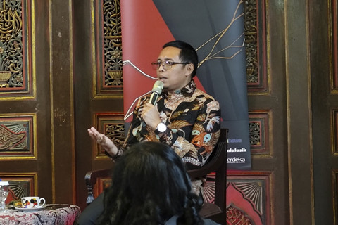 Kepala Kantor Komunikasi Kepresidenan (PCO) Hasan Nasbi dalam acara Double Check 'Bagaimana Visi Kesehatan Era Prabowo?' di Cemara 6 Galeri, Teotri Heraty Museum, Jakarta Pusat, Sabtu (17/5/2025). Foto: Alya Zahra/kumparan 