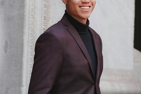 ilustrasi apa itu forbes 30 under 30. sumber: unsplash/zahir namane