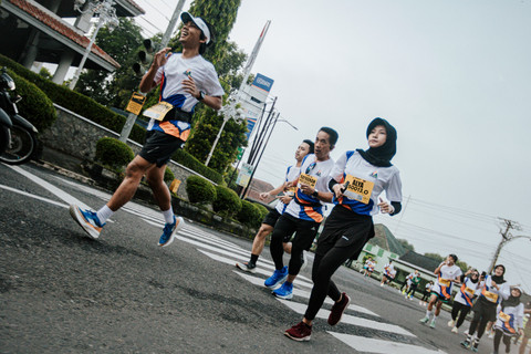 BRI menjadi sponsor utama Purwokerto Half Marathon yang diramaikan 20.000 pengunjung, serta menghadirkan lebih dari 4.000 pelari dari dalam maupun luar daerah. Foto: Dok. BRI