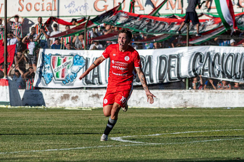 Link dan cara nonton live streaming Cagliari vs Venezia. Foto hanya ilustrasi, bukan yang sebenarnya. Sumber: Pexels/Franco Monsalvo 