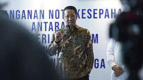  Istimewa